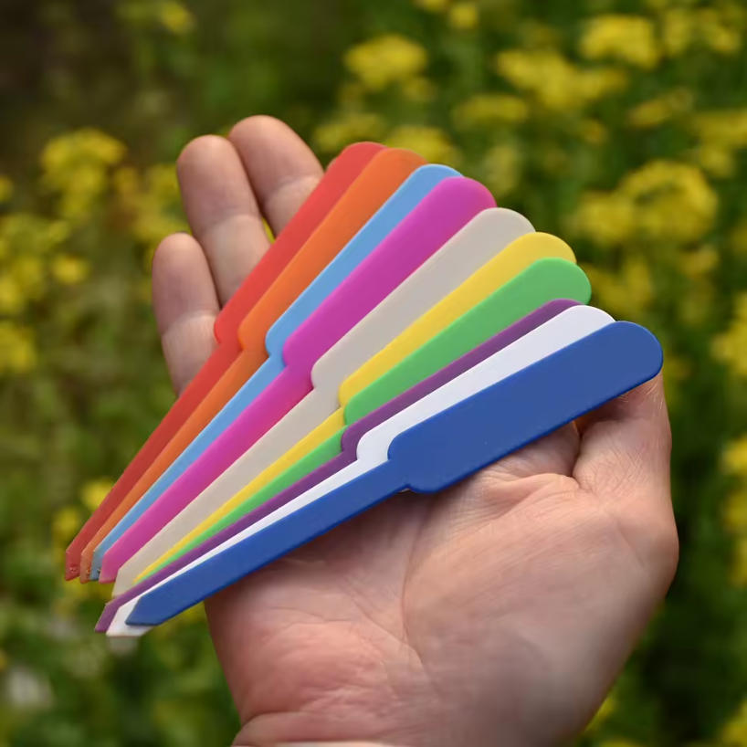 100 Etiquetas Plásticas Imperm - Gardening Tools Labeled avaliação e preço