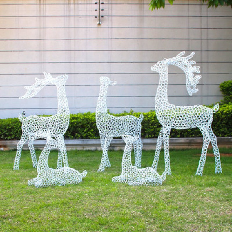 Escultura de cervo sika oco pa - Gardening Tools Sketch avaliação e preço